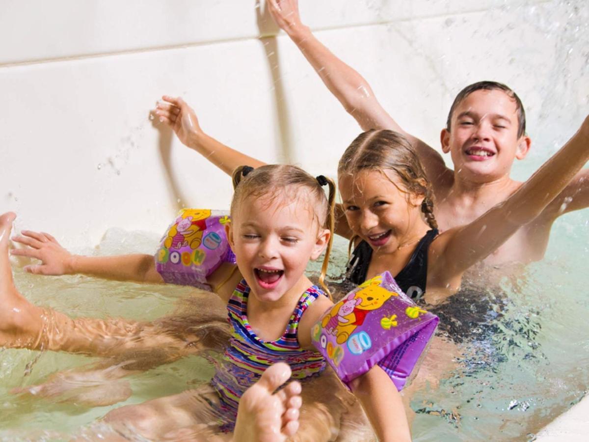 6 Person Holiday Home On A Holiday Park In Ґростен Екстер'єр фото