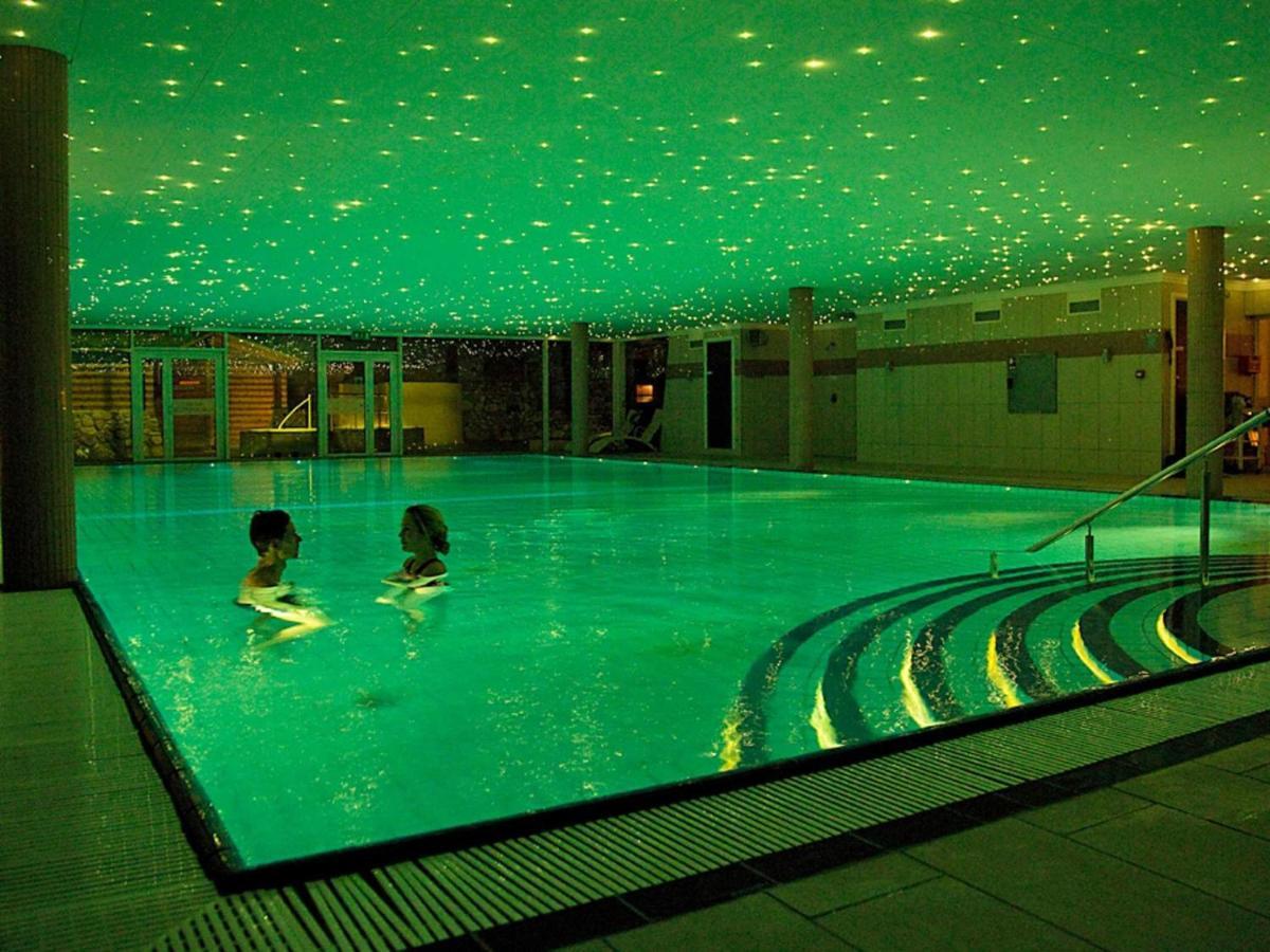 6 Person Holiday Home On A Holiday Park In Ґростен Екстер'єр фото